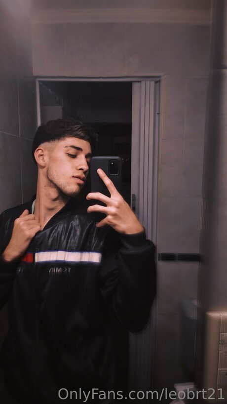 Leobrt21 leaked onlyfans nude
