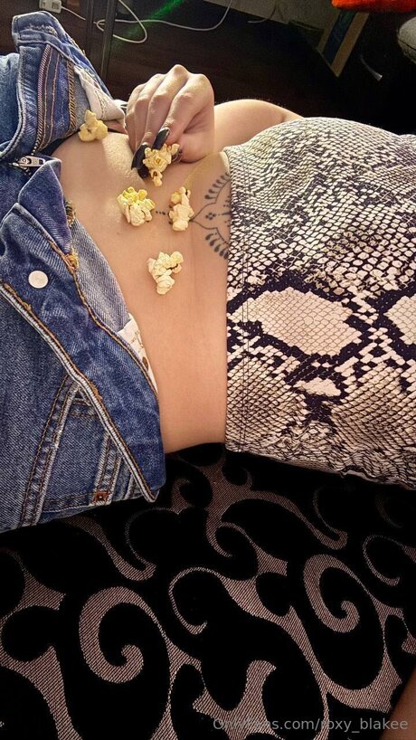 Roxy Blakee onlyfans porn leaked