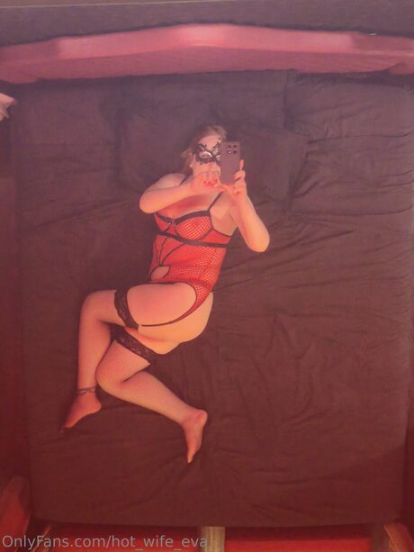 Hot Wife Eva onlyfans leaj