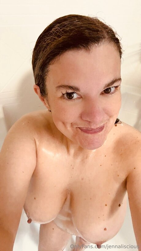 Jennaliscious only fans leaked