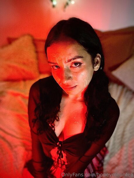 Honeymoontea naked onlyfans leak