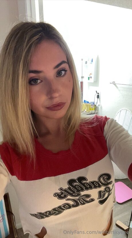 Winterskyeee nude onlyfans porn