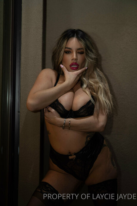 Laycieslit new onlyfans