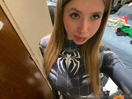 Leni Marie onlyfans leak free