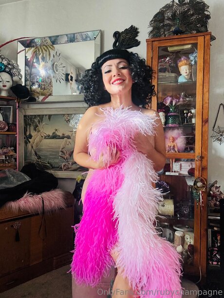 Rubychampagne leaked onlyfans