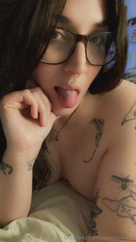 Goodgirlgothiccc onlyfans xx