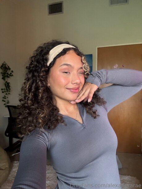 Alexandrarae nude only fans