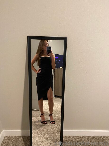 Laineylynn21 new onlyfans leaks