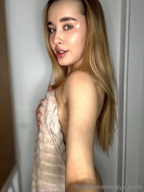 July Secrettt onlyfans sex