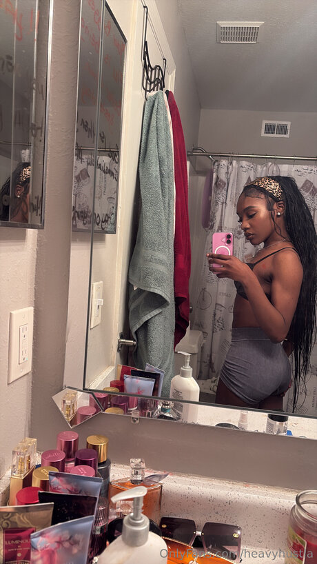 Heavyhustla onlyfans pic