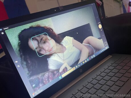 Angelicaaaaa onlyfans striptease