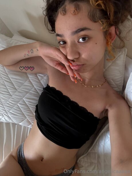 Angelicaaaaa onlyfans content type