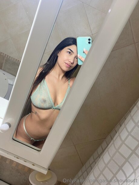 Gasia Shoutoutt onlyfans leaks naked