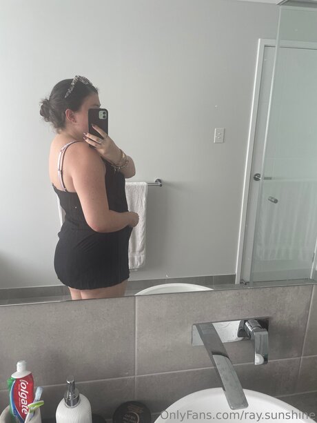 Ray Sunshine onlyfans nude leak