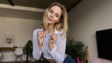 Nikki Mills Life onlyfans leak sex