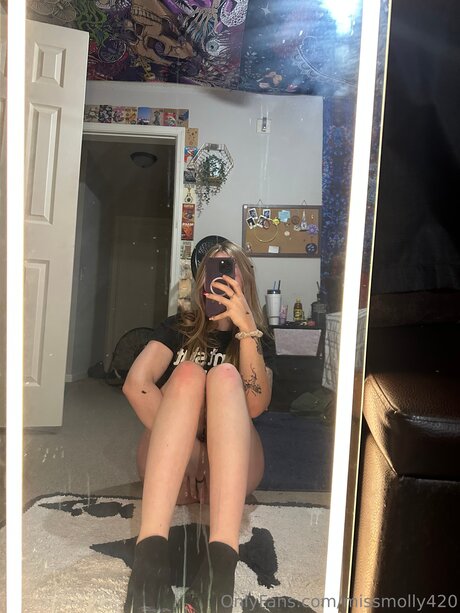 Missmolly420 onlyfans naked pics