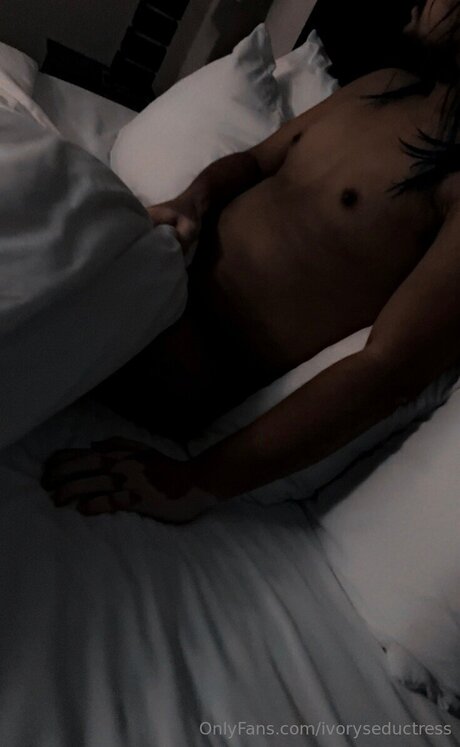 Ivoryseductress only fans photos