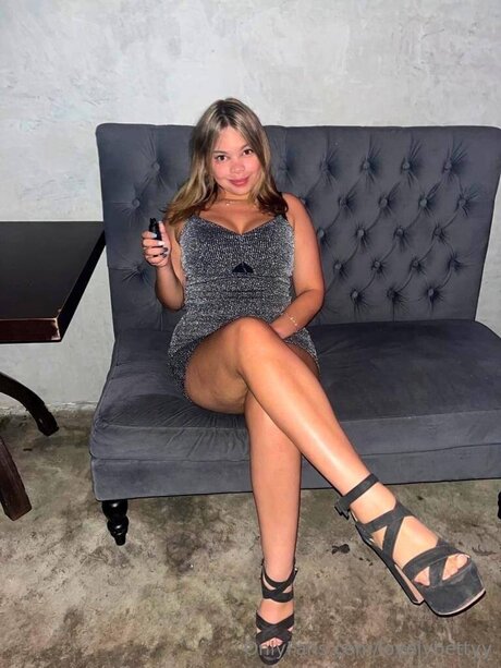 Lovelybettyy onlyfans nude pictures