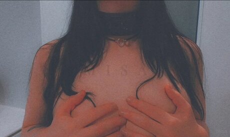 Gothgoddessmisa only fans pic