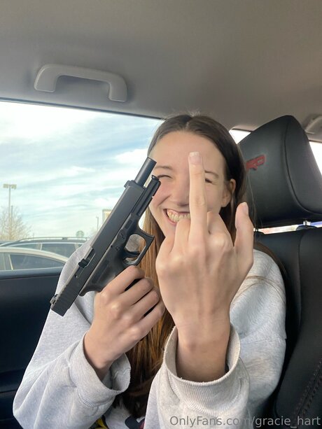 Gracie Hart onlyfans post