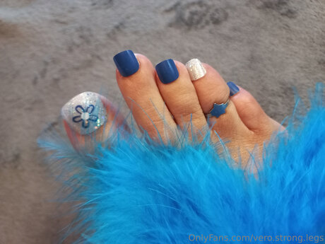 Vero Strong Legs naked onlyfans leak