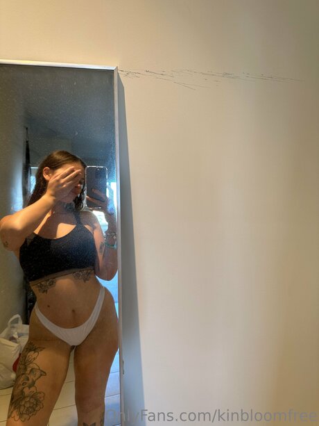 Kinbloomfree onlyfans nudes leaked