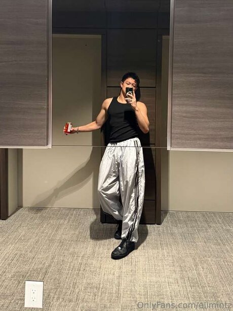 Elimintz onlyfans strip tease