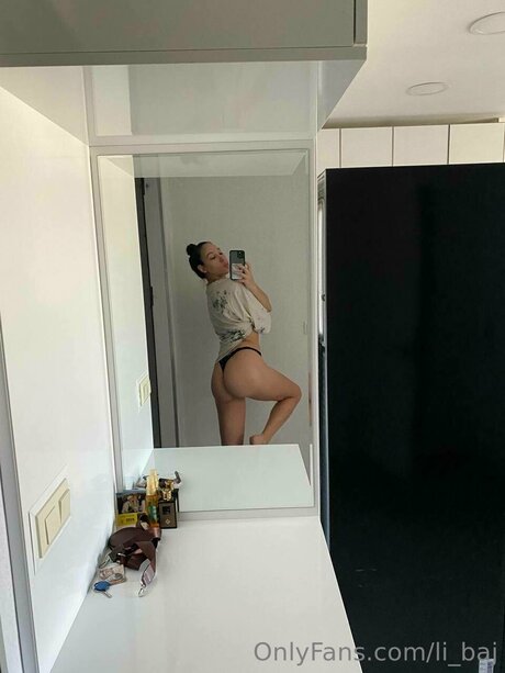 Li Baj onlyfans porn