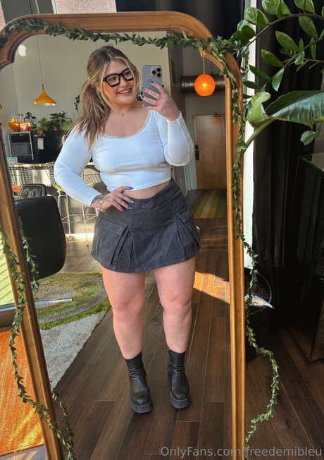 Freedemibleu nude only fans