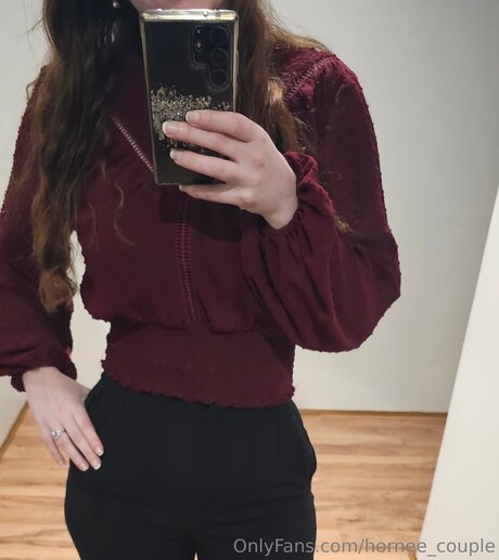 Hornee Couple nsfw onlyfans