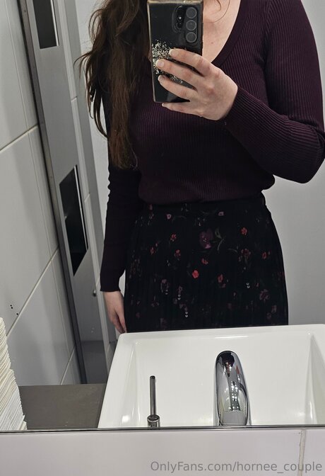 Hornee Couple only fans leak nude