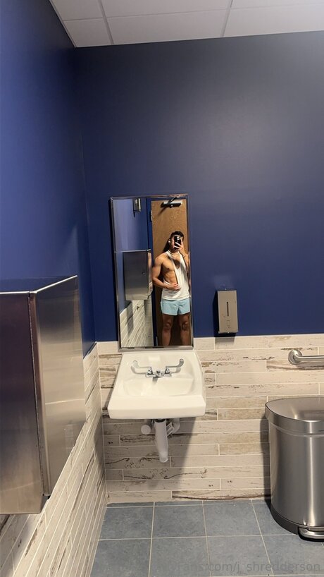 J Shredderson onlyfans sex