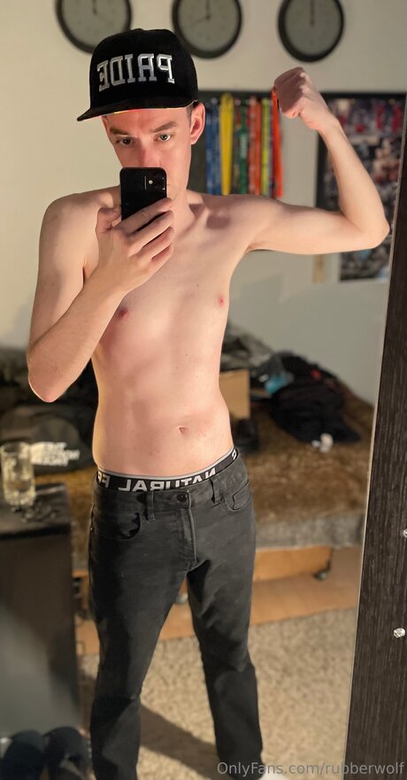 Rubberwolf naked onlyfans