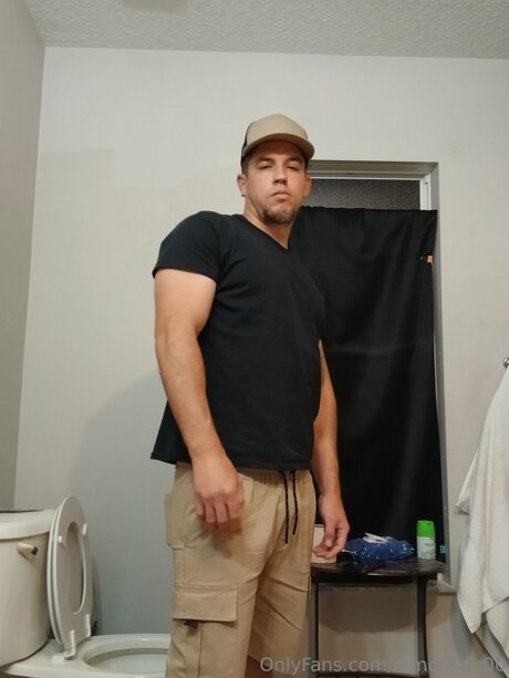 Iamdrewc00 only fans