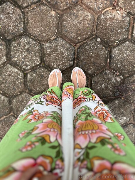 Kiffafeet only fans pic