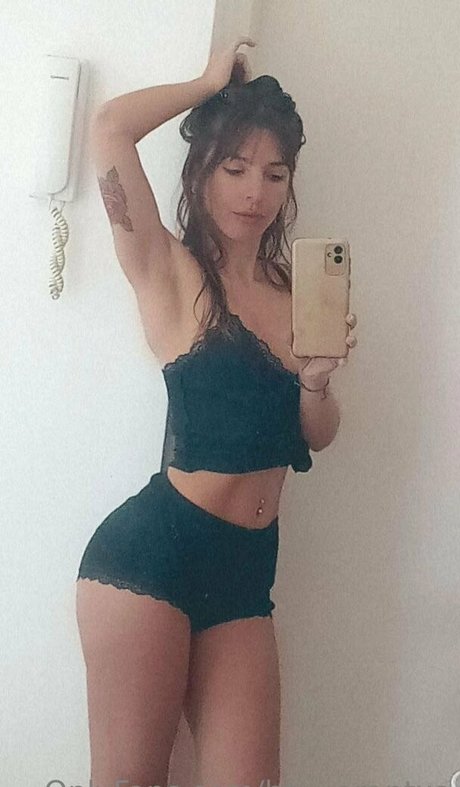 bby arantxa nude onlyfans