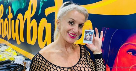 sexyserbian nude onlyfans pics