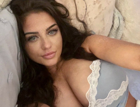 Urgrlkc onlyfans nudes