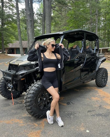 Natalie Decker nsfw onlyfans