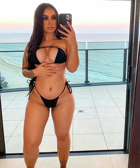 paremiria nsfw onlyfans