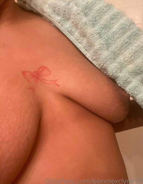 bonniexclyde18 onlyfans nude pictures