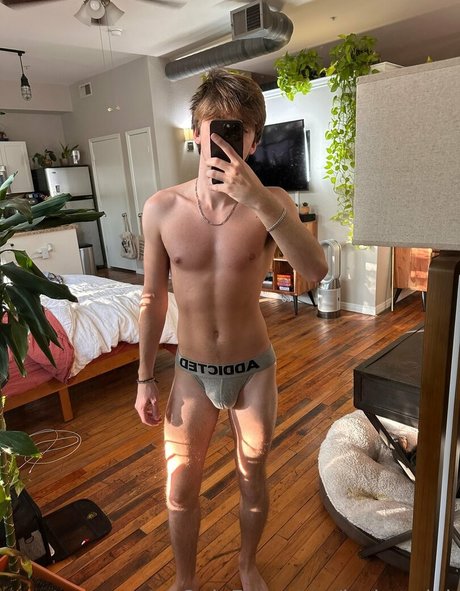 josh twink nude onlyfans leak