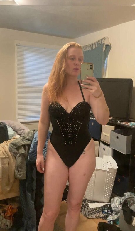 Blueeyedmelody onlyfans leak ass