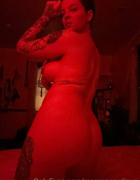 Rosa Magnolia onlyfans creator