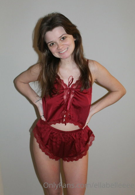 ellabelleeee leaked onlyfans photos