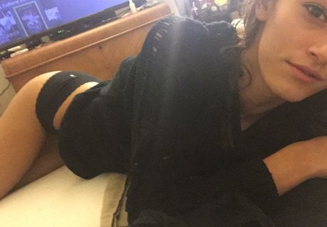 Lexi Cummins onlyfans content