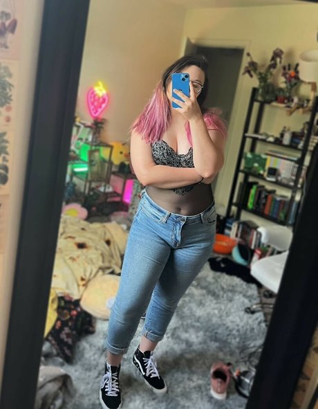 Strawbre onlyfans porno