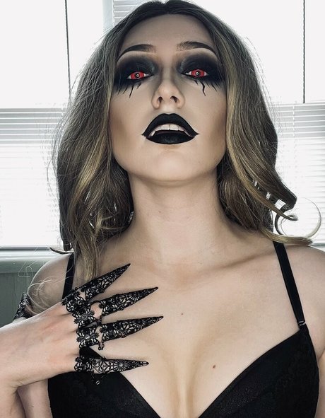 MaisieLynnie onlyfans archive