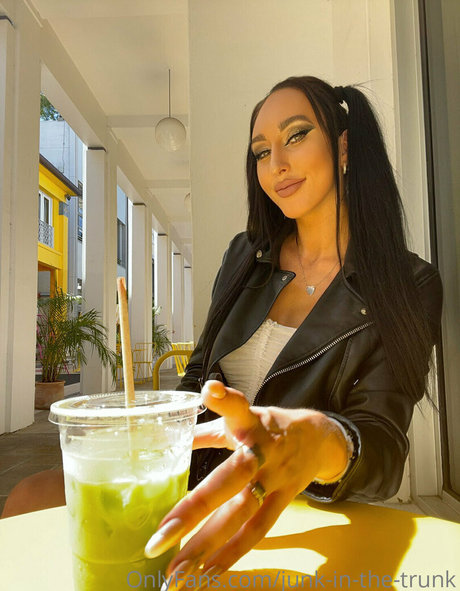 elleventures onlyfans porn nude