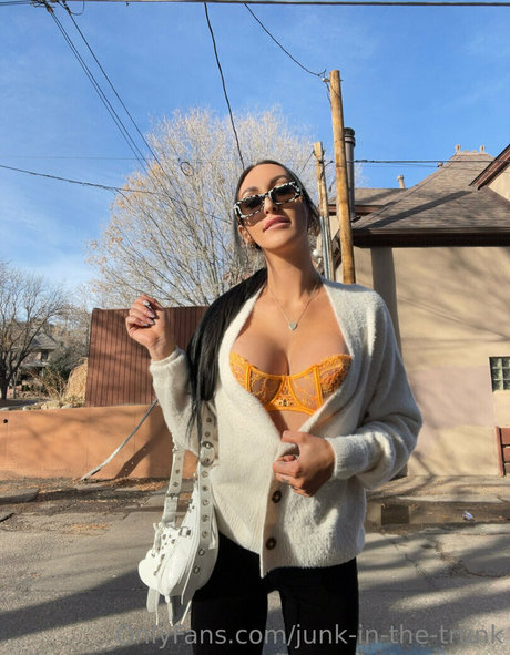 elleventures onlyfans free